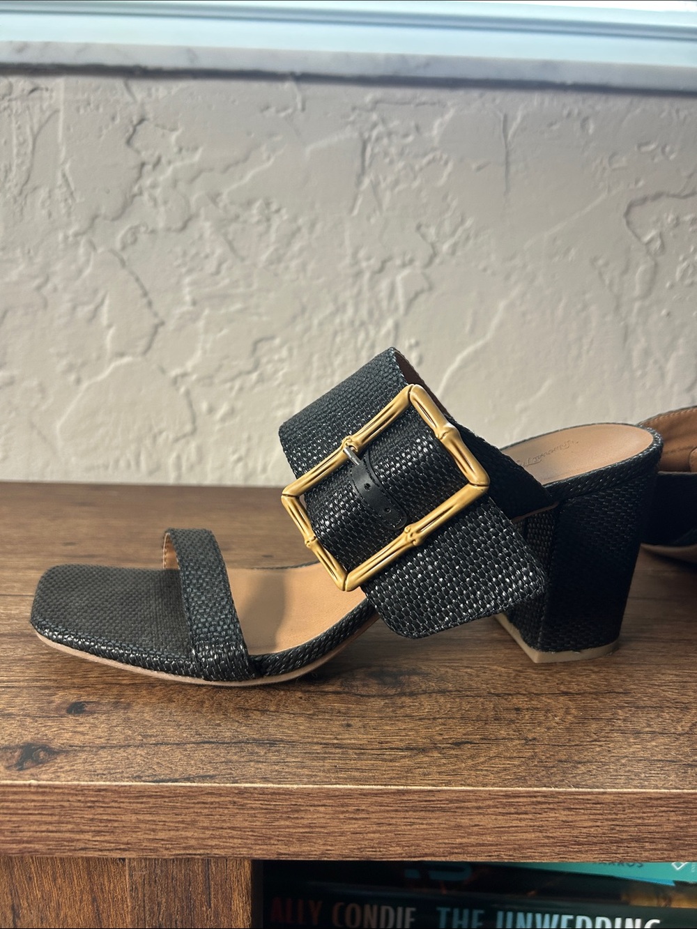 Universal Thread Black Textured Buckle Block Heel Sandal